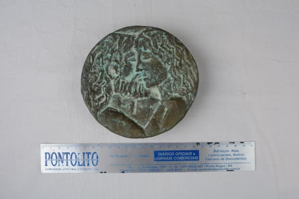 Vasco Prado, `Adão e Eva`, placa em bronze, 81/100 -med. 13cm — Vasco Prado