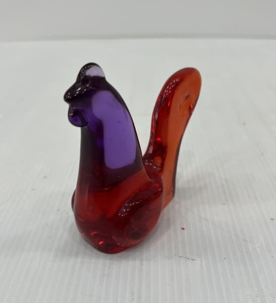 ALDEMIR MARTINS - "Galo" - escultura em acrílico - 09 x 09 cm - assinada. — Aldemir Martins