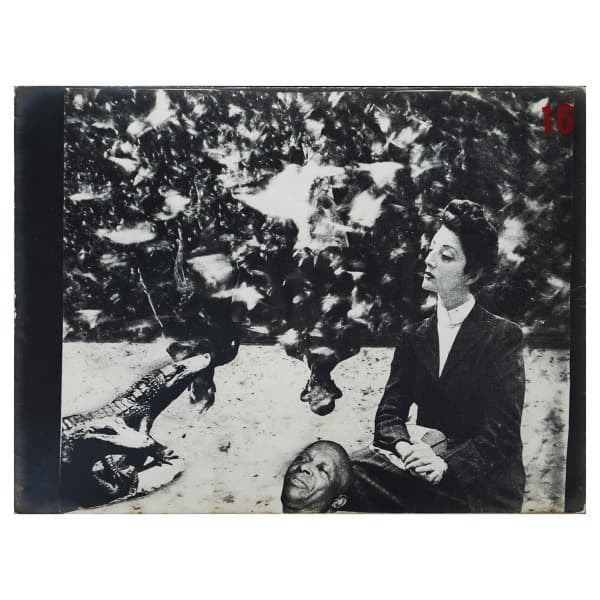 ATHOS BULCÃO (1918 2008) - Raríssima fotomontagem, O inferninho, numerada: 16, década de 50. Medidas: 18 x 24 cm. Nota sobre o artista: Athos Bulcão (Rio de Janeiro RJ 1918 - Brasília DF 2008) Pintor, escultor e arquiteto. Em 1939, abandona o curso de medicina para dedicar-se à pintura. Apresentado por Murilo Mendes (1901 - 1975) ao casal Vieira da Silva (1908 - 1992) e Arpad Szenes (1897 - 1985), frequenta o ateliê deles na década de 1940. Em 1945, trabalha como assistente de Candido Portinari — Athos Bulcão