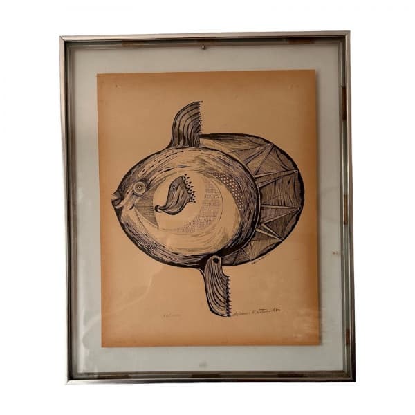 ALDEMIR MARTINS - Peixe Serigrafia Assinada pelo artista cid 1960. 59 x 49 / 46,5 x 36,5. Aldemir Martins (1922-2006) foi um artista brasileiro, conhecido por suas gravuras, pinturas, esculturas e ilustrações, com forte influência do Nordeste brasileiro. Sua obra abordava temas como paisagens, figuras populares (como cangaceiros e rendeiras), e também a temática de animais. — Aldemir Martins