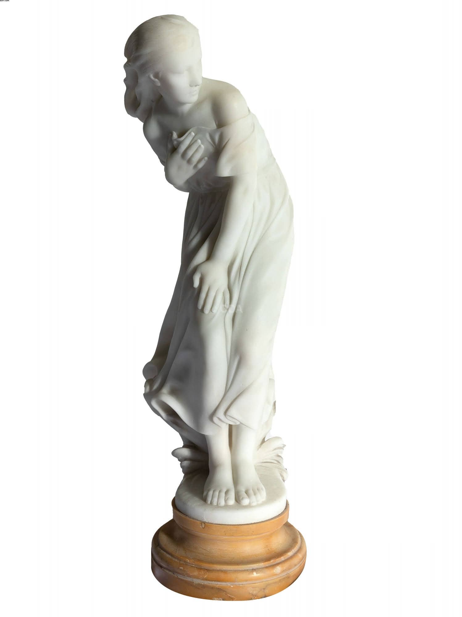 Figura Feminina — Não informado