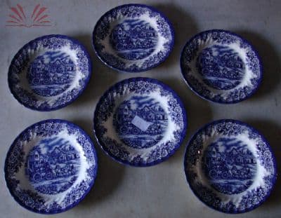 Conjunto de 6 pratos de sobremesa porcelana inglesa — Não identificado