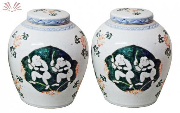 Par de potiches de porcelana — Não identificado
