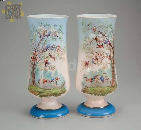 Par de vasos de opalina — Não identificado