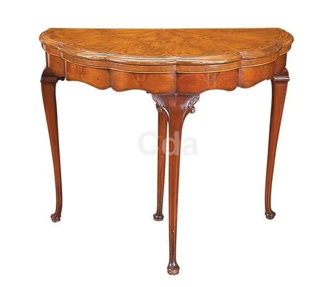 Mesa de encostar de mogno — Não identificado