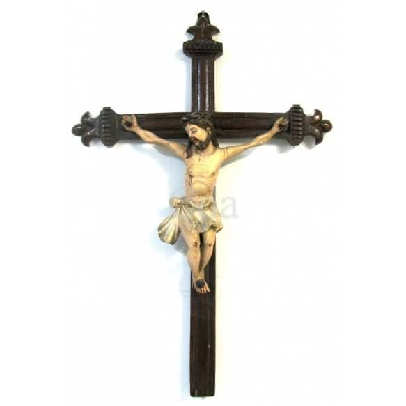 Crucifixo com cristo — Não identificado