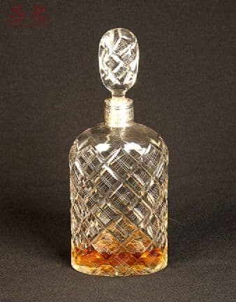 Perfumeiro de cristal de Baccarat - Séc. XX — Não identificado
