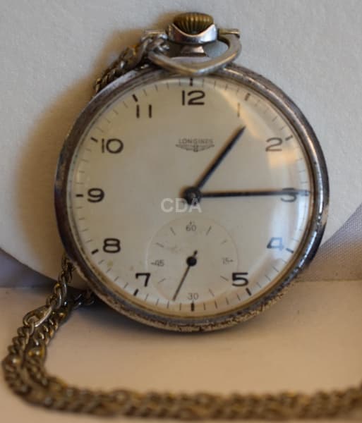 Maravilhoso 3 antigo relógio de lapela de COLEÇÃO da renomada marca LONGINES. Caixa de metal espessu — Não identificado
