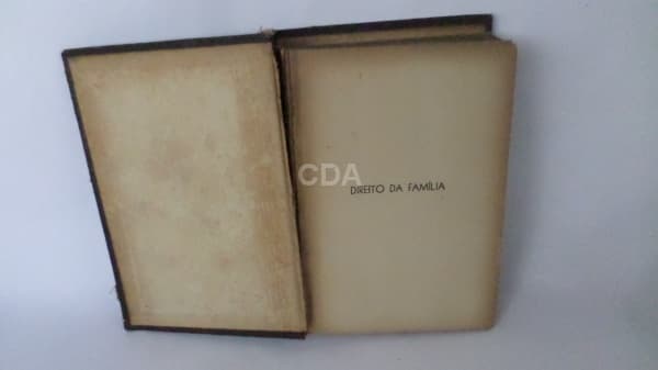 Livro Direito da familia. — Não identificado