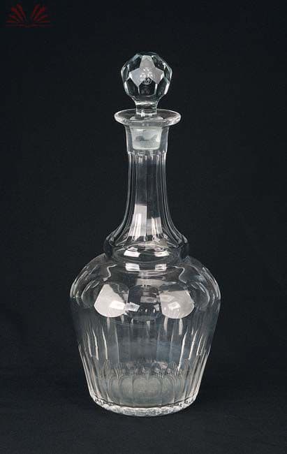 Garrafa de cristal de Baccarat - França, séc. XIX — Não identificado
