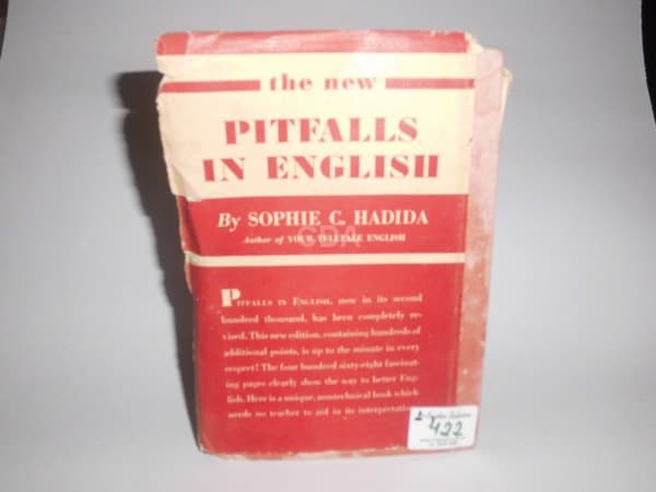 An English Pronouncing Dictionary ( Showing the Pronunciatio Of Over Words In International by Danie — Não identificado