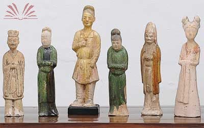 Estatuetas chinesas "Mingki" — Não identificado
