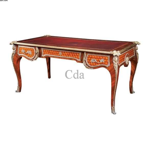 Bureau plat, estilo Louis XV — Não identificado