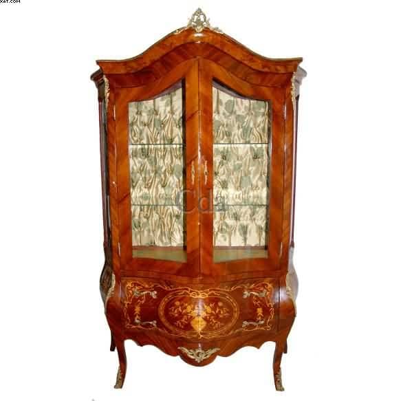 Vitrine Bombée, estilo LUIS XV — Não identificado