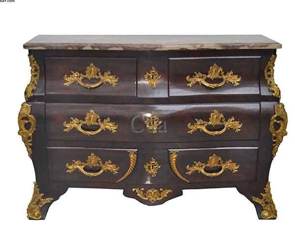 Cômoda francesa tombeau estilo Louis XV — Não identificado