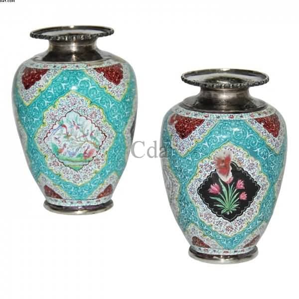 Par de vasos de prata de lei — Não identificado