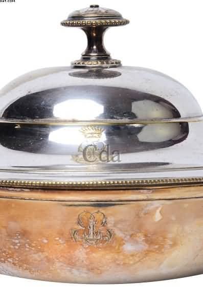 Terrina francesa em metal — Não identificado