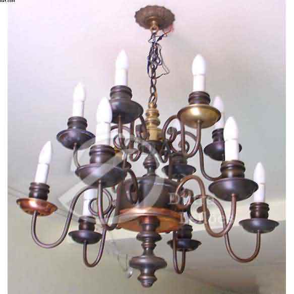 Lustre para 12 lâmpadas — Não identificado