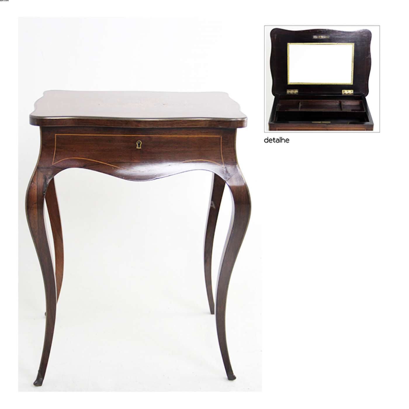 Mesa para maquiagem e/ou jóias — Não identificado