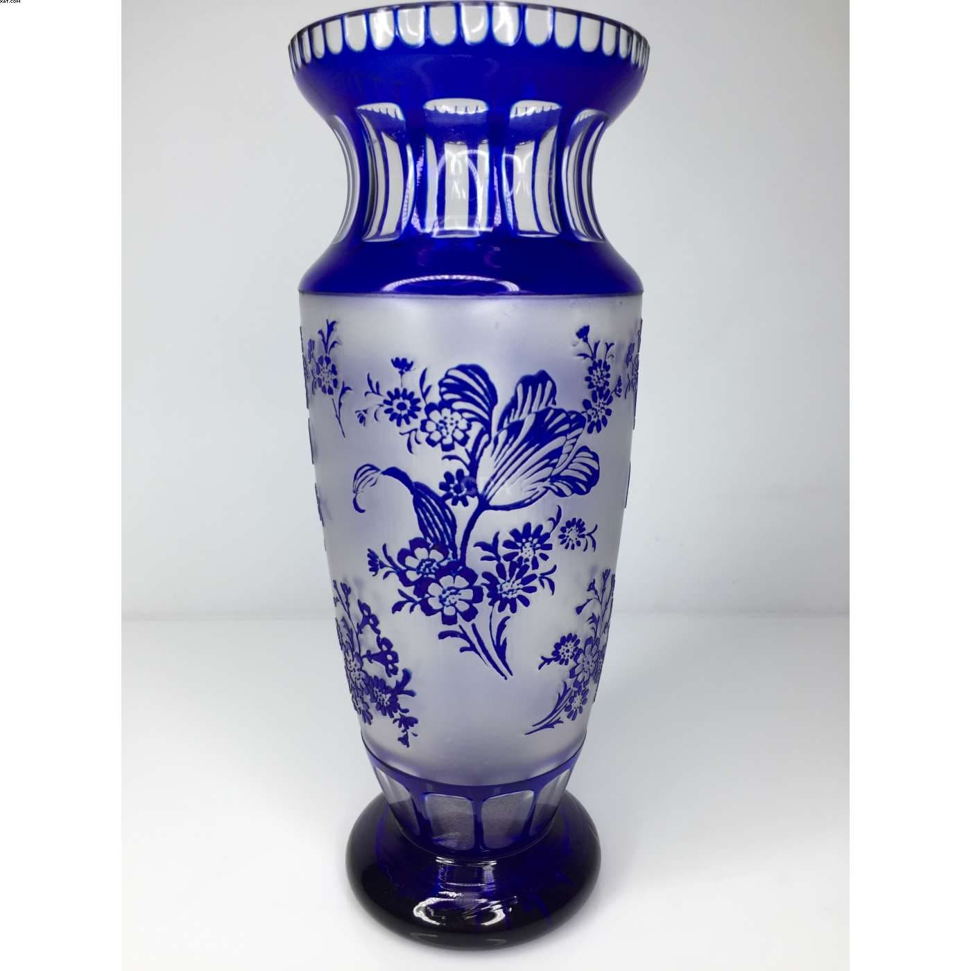 Vaso de cristal Azul — Não identificado