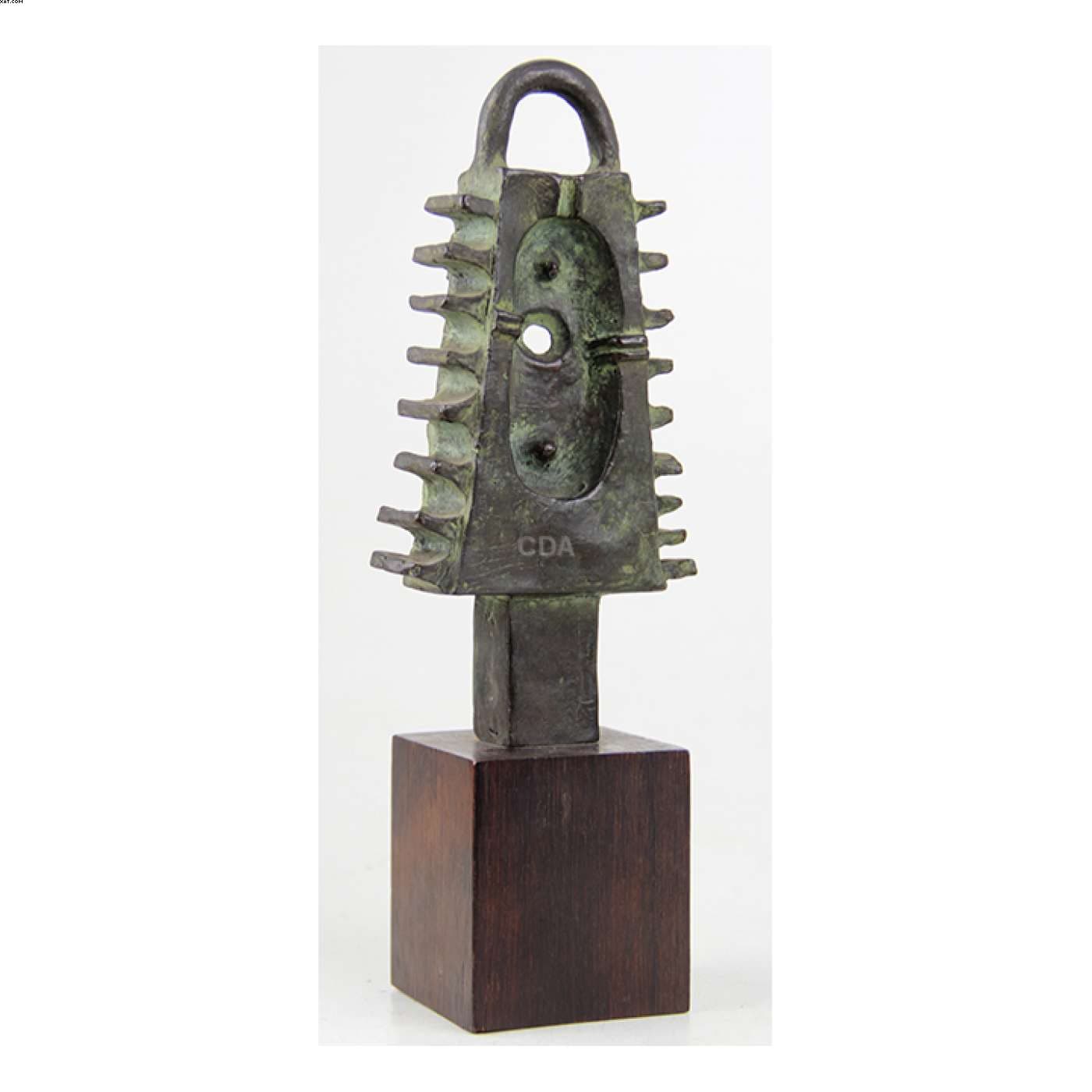 Escultura de bronze — Não identificado
