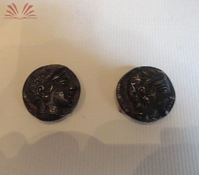 2 moedas "tetradrachim" de prata — Não identificado