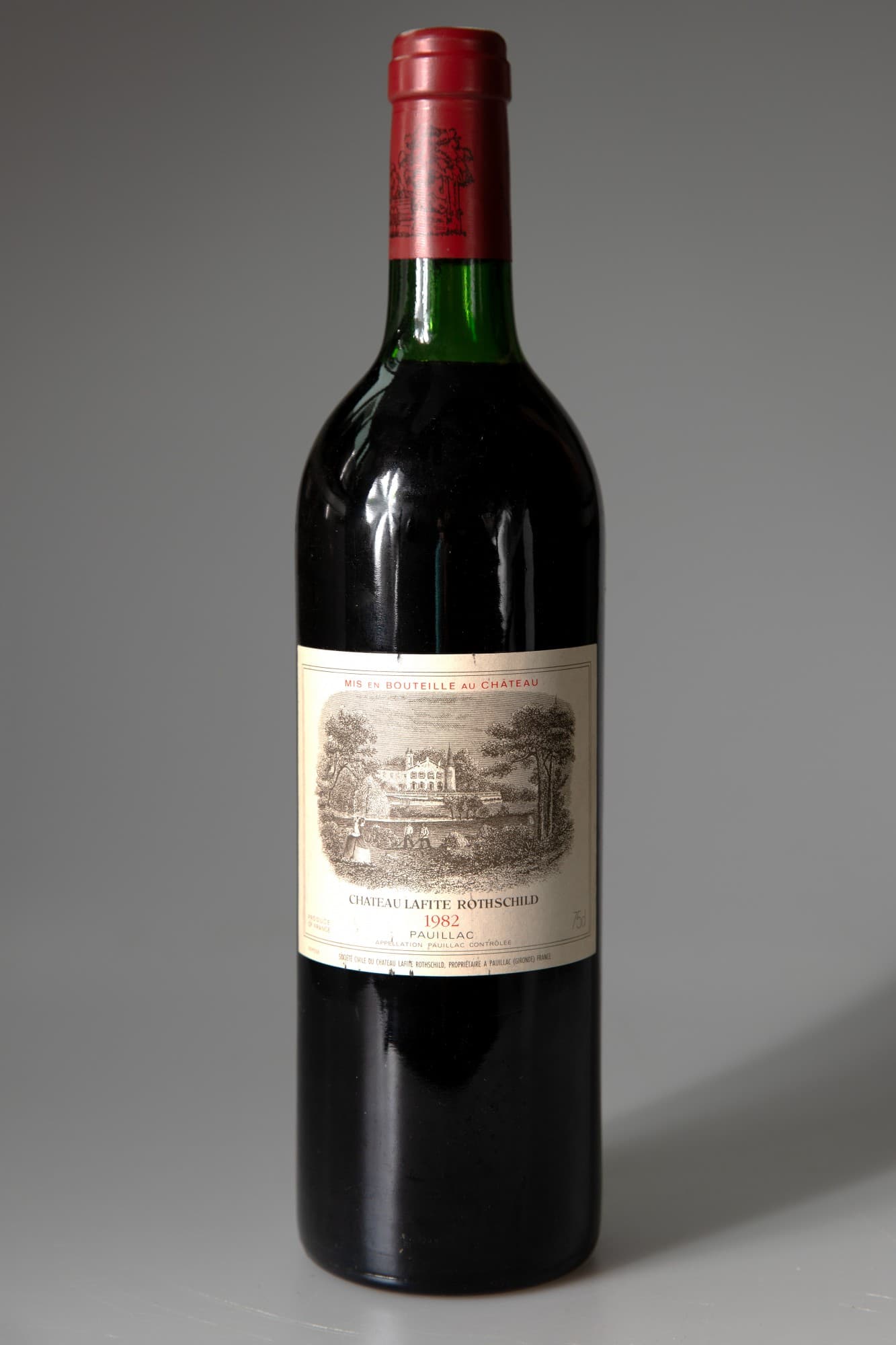 Chateu Lafite Rothschild — Vinho, 1982